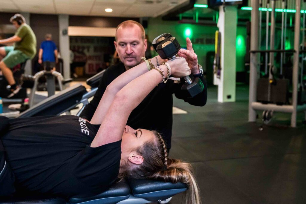Fitnessoefening bij sportschool Purmerend